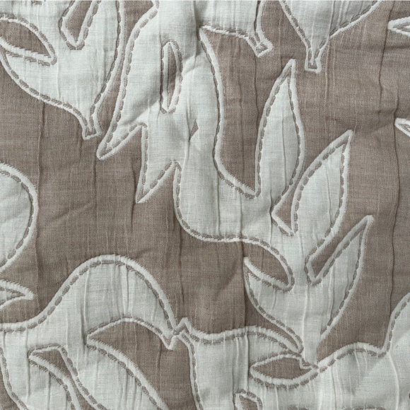 Universal Thread Tan and White Floral Lightweight Kimono Jacket - Picture 4 of 4